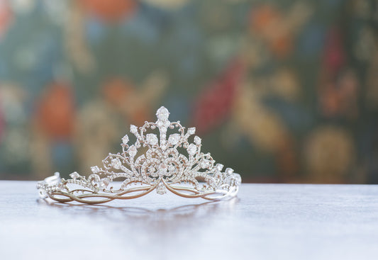 Be Queen-Like